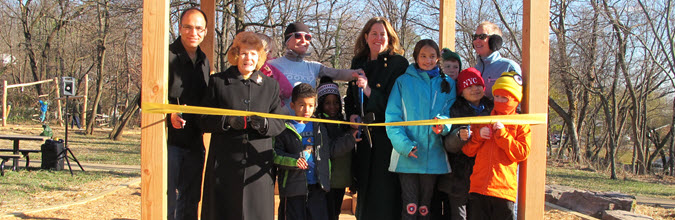 ribbon cutting1